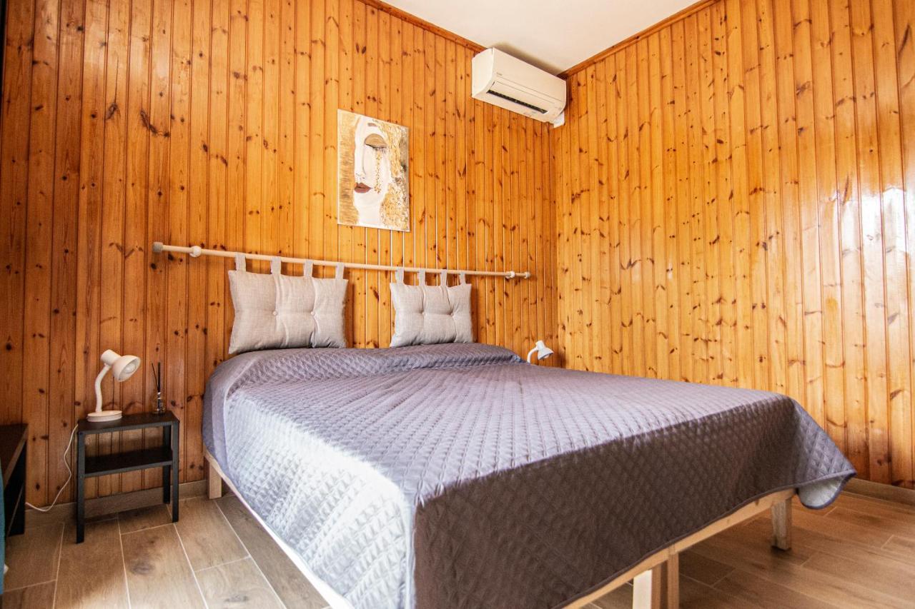 Yourquadrarooms B&B Rome Bagian luar foto