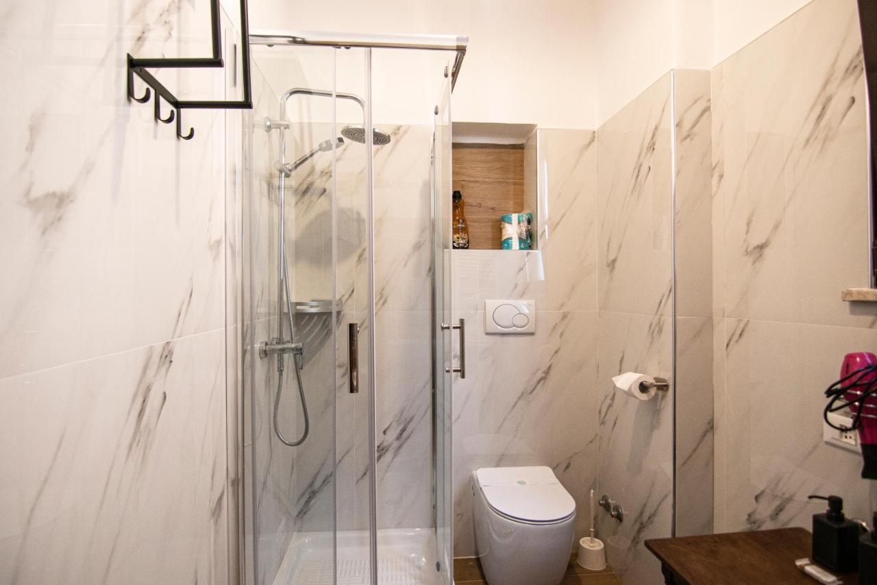Yourquadrarooms B&B Rome Bagian luar foto